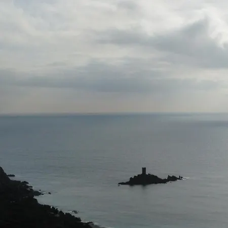 Le Dramont * Saint-Raphael (Var)