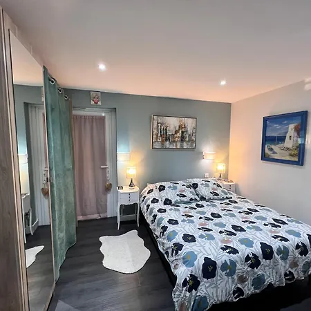 Apartament Le Dramont Saint-Raphaël