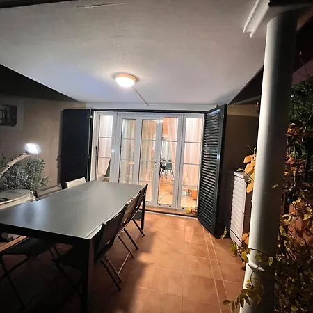 Le Dramont Apartment