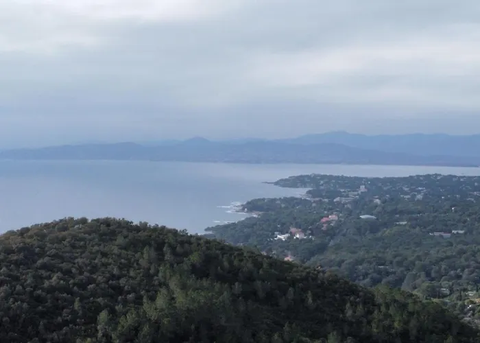 Daire Le Dramont Saint-Raphaël